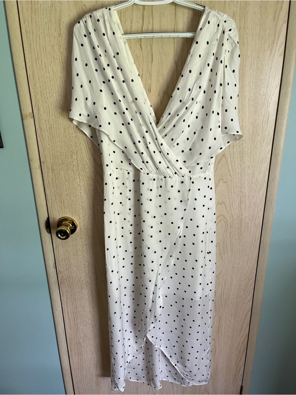 Alice and Olivia Darva Polka Dot Faux Wrap Dress In Antique white sz 12 New Flaw